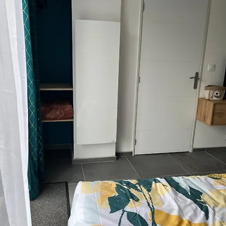 Apartment Blu'in - *